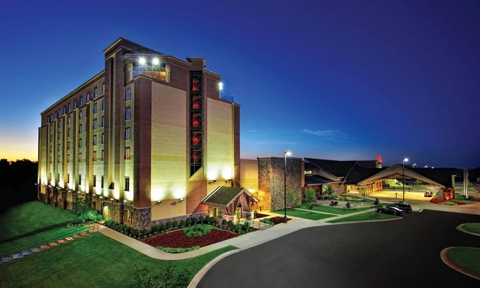 West Siloam Springs Hotel | Cherokee Casino & Hotel West Siloam Springs