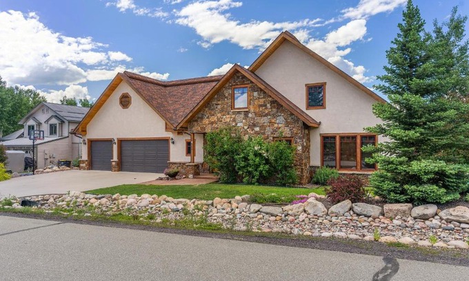 Steamboat Springs House | Cherry Drive home