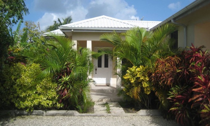 Marine Gardens Apartment | Cherry Garden Villa Apartment - private pool in desirable Rockley Beach location