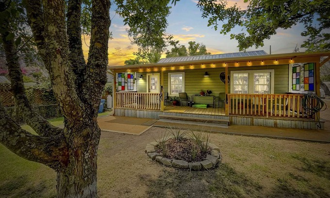 Bandera Cabin | Cherry Street Star in Bandera Texas