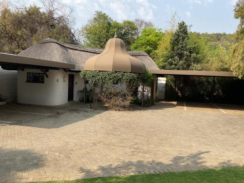 Waverley House | Cherry Tree Guesthouse