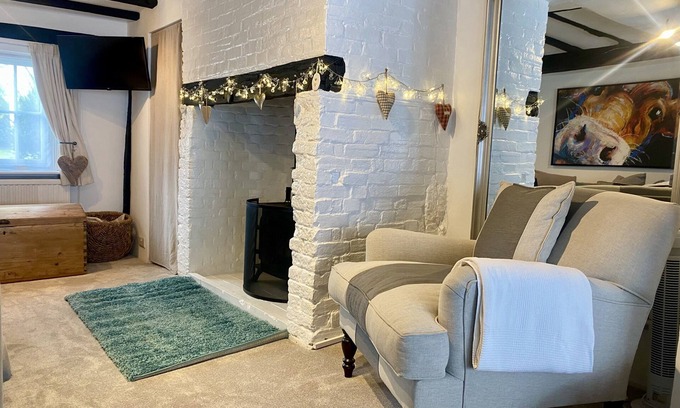 Ardingly House | Chestnut Tree