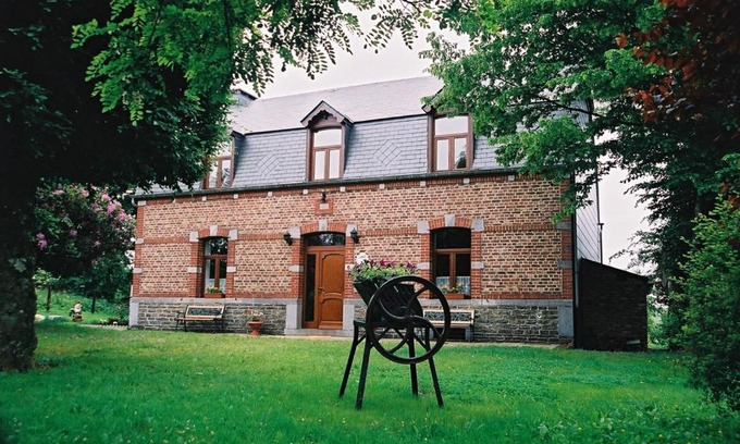 Bievre House | Chez Basile