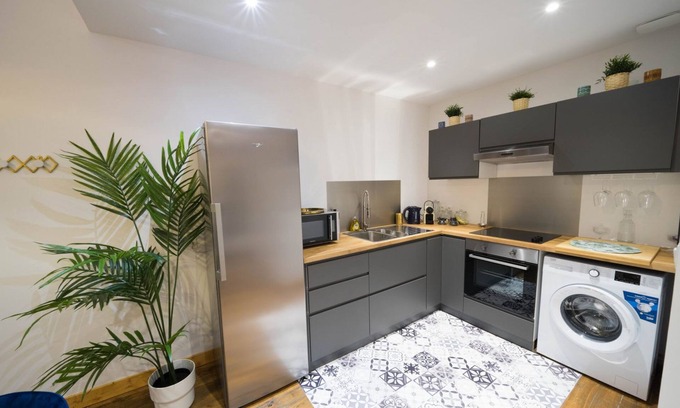Bellerive-sur-Allier Apartment | ★ Chez Helder, la Suite ★ | AppartUnique - Vichy