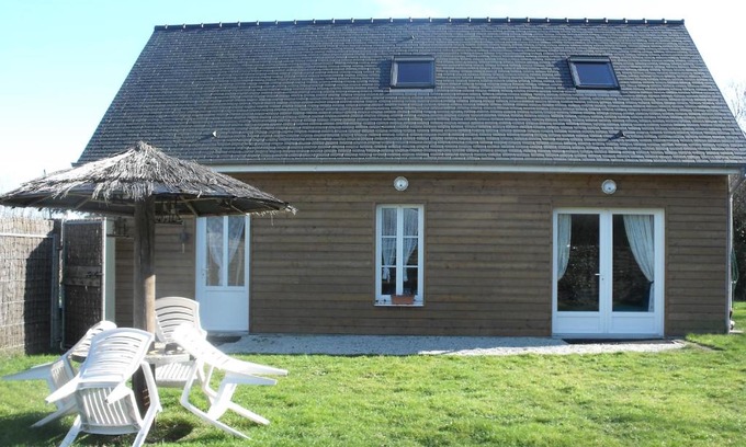 Saint-Laurent-sur-Mer House | Chez Laurette