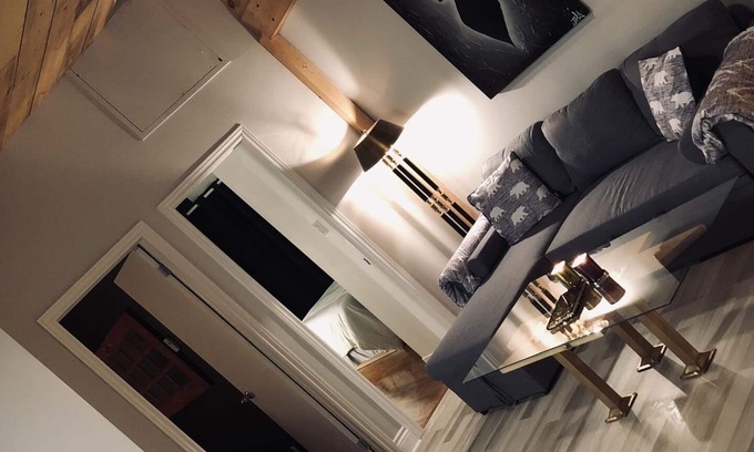 Morin Heights Ski Chalet | Chez Le Voisin