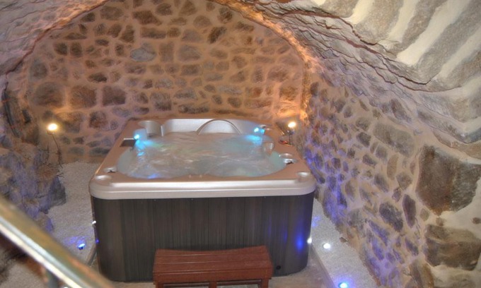 Chirols Bed & Breakfast | Chez Marinou