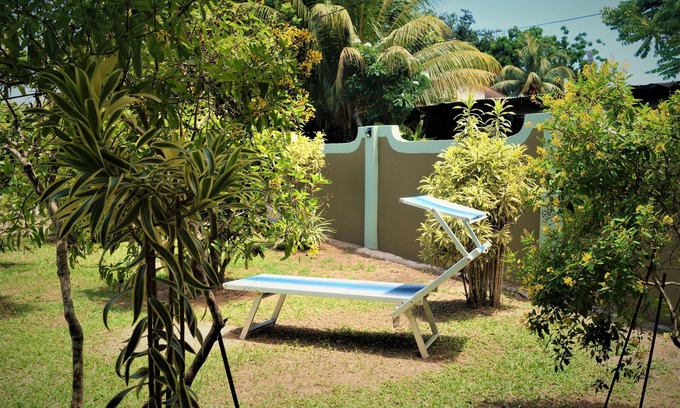 Praslin Island House | Chez May-Paule Guesthouse