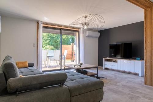 Dommartin-les-Remiremont Apartment | Chez Neous