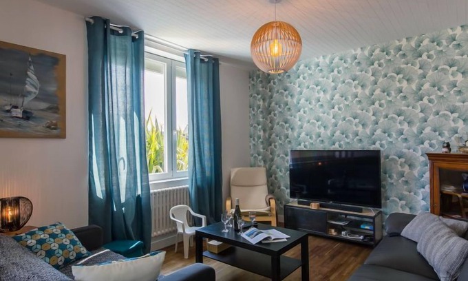 Plougasnou House | Chez Pascaline by Interhome