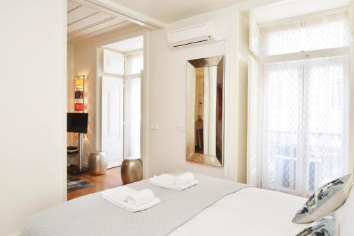 Martires Apartment | Chiado Luxury Experience - Checkinhome
