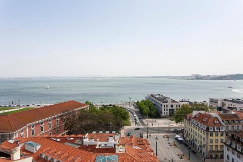 Chiado Apartment | Chiado River View Deluxe Apartment