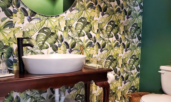 Molynes Gardens Apartment | Chic 1-Bedroom Apartment in Kingston with AC, WiFi, and pool