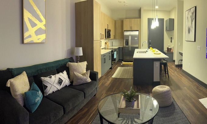 North Burnet Apartment | Chic 1-bedroom apartment with AC, WiFi in vibrant Austin