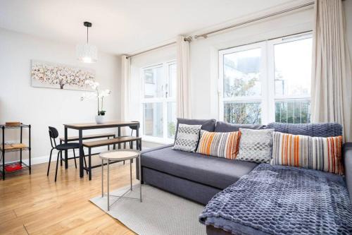 Temple Bar Apartment | Chic 2BR in Temple Bar-5 min walk to Dublin Castle