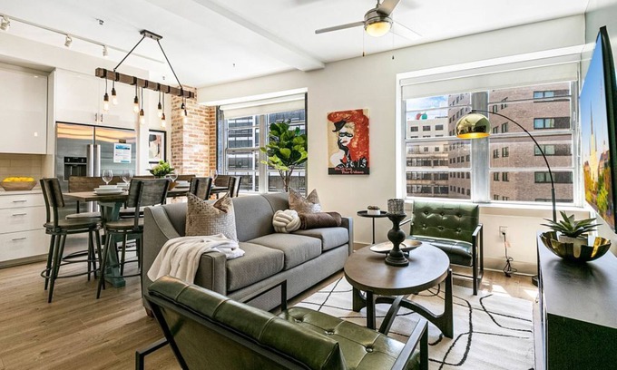 Central Business District Hotel | Chic 4Bed Oasis Steps from French Quarter Magic!