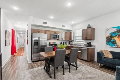 Florida Area Apartment | Chic 5BR Oasis in NOLA's Heart