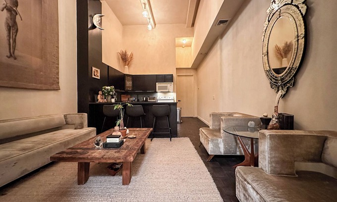 Tribeca House | Chic and Elegant TriBeCa Loft