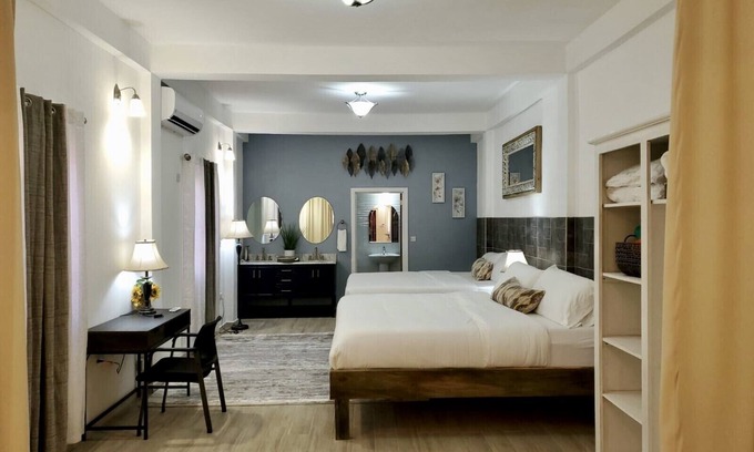 Bois d'Orange Apartment | Chic Apartment in peaceful neighborhood close to beaches, shopping/entertainment