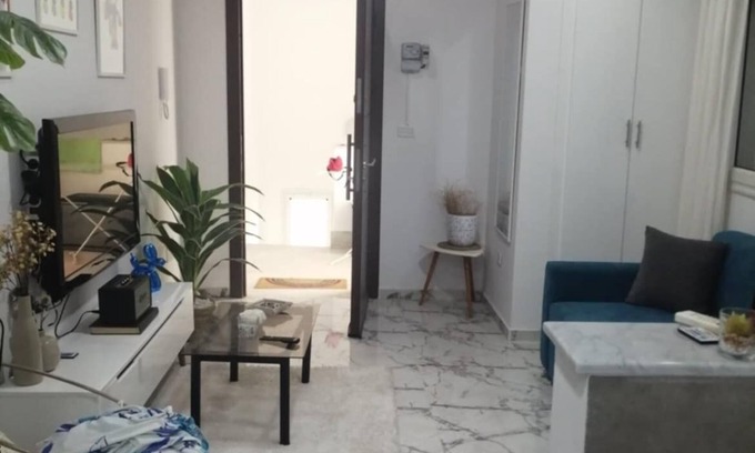 El Mourouj Apartment | Chic apartment with WiFi and AC in delightful Mourouj 3