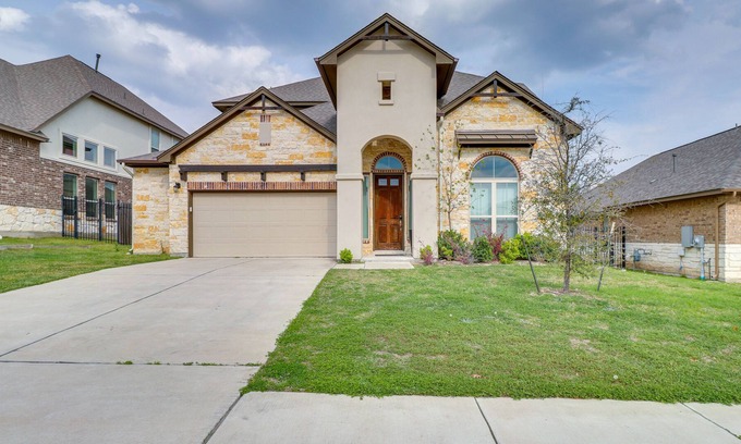 Cedar Park House | Chic Cedar Park Family Home - Pets Welcome!