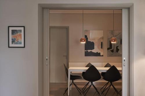 Ilisia Apartment | Chic designer home next - Hilton