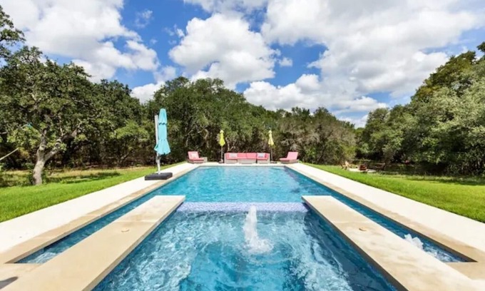 Driftwood House | Chic Hill Country Oasis