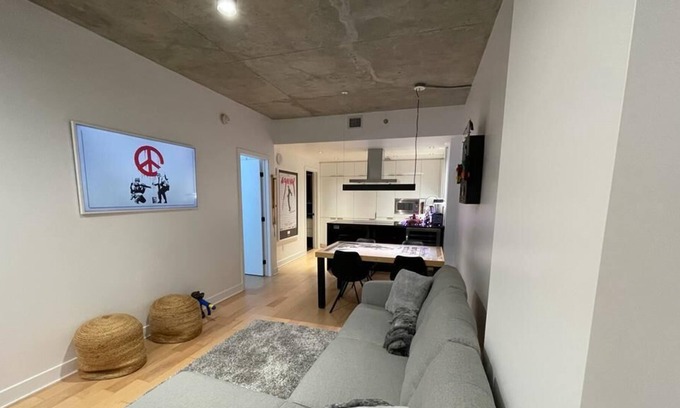 Cite Multimedia House | Chic modern Old Port St Paul Montreal 5min walk from action!