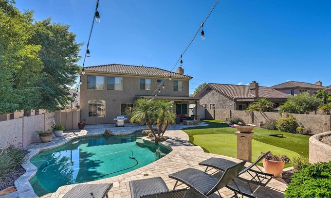 Foothills Club West House | Chic Phoenix Abode w/ Pool, Patio & Putting Green