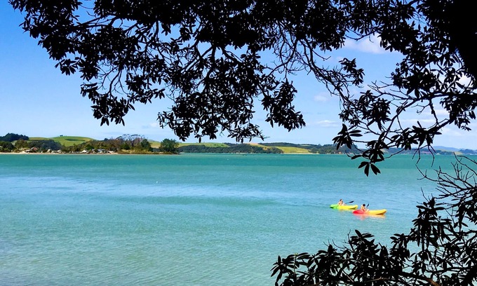 Te Tii Cottage | Chic, private, stunning views of the Bay of Islands