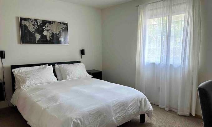 Westerville Apartment | Chic, Simple, Clean Westerville Flat