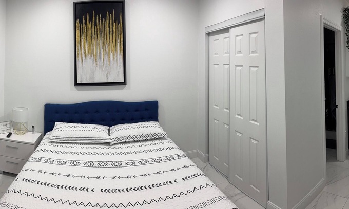 Citrus Park Apartment | Chic studio with WiFi and AC in cool Tampa