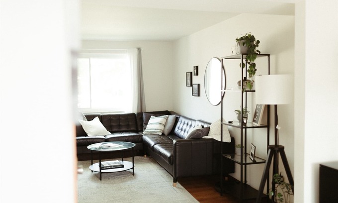 Westerville House | Chic, Welcoming Townhouse with Private Patio