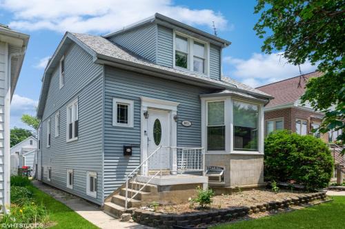Chicago House | Chicago Big House