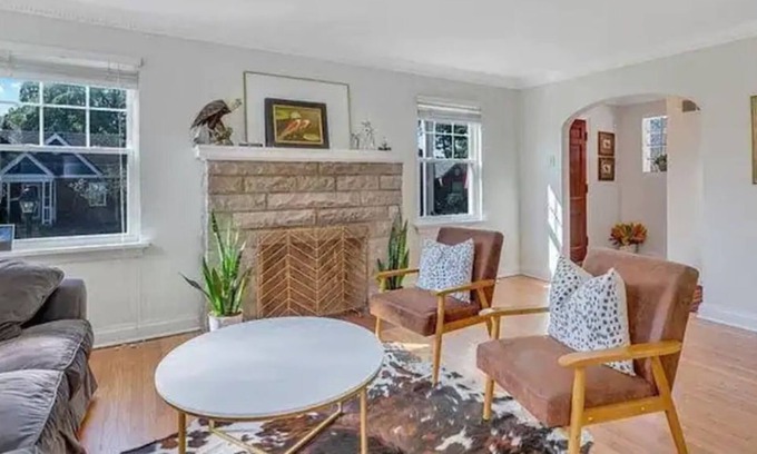 University City House | Child/Infant Friendly Home, 1 mile to Clayton