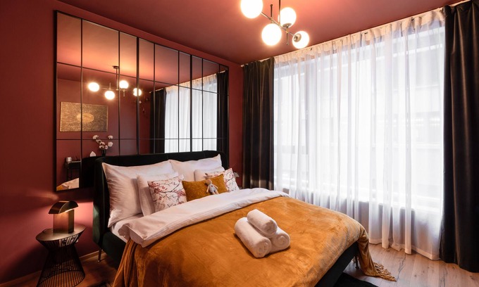 Karlin Apartment | Chill in Oriental Splendour