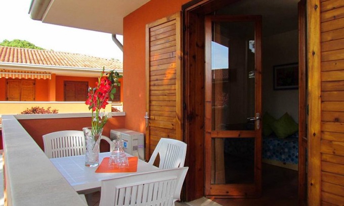 Bibione Apartment | Chill in our gorgeous pool-Beahost