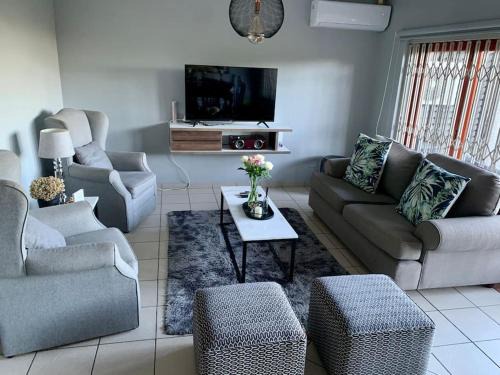 Westville Apartment | Chiltern Valley View