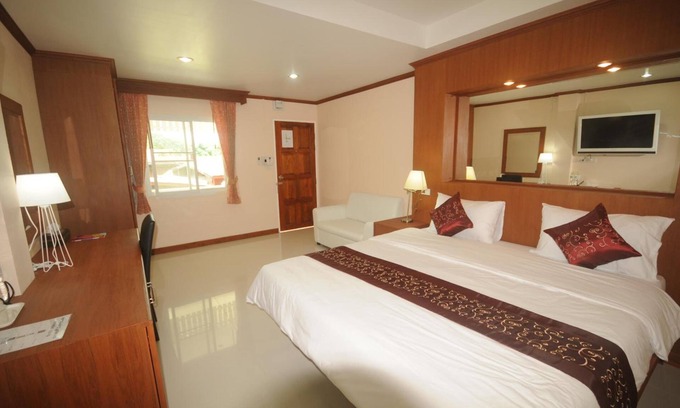 Nai Wiang Hotel | Chinatip Yusabuy