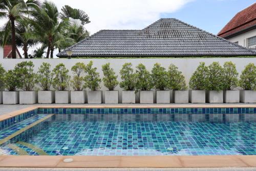 Kamala Apartment | Chonlada Holiday Home - 2 BR Residence - Kamala Beach