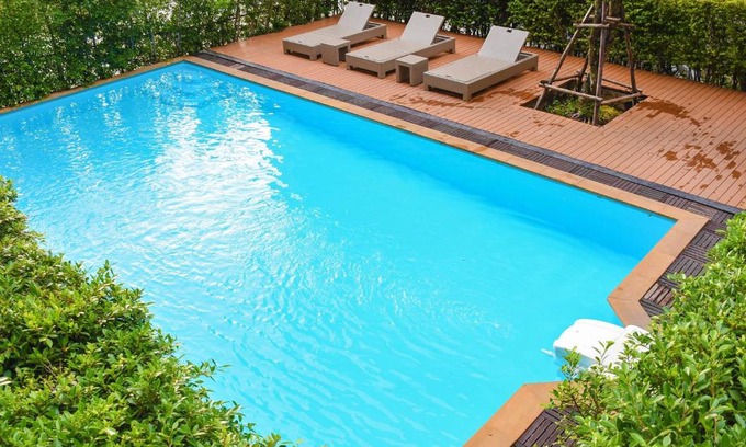 Bang Sao Thong Hotel | Chor Cher The Luxury Green Hotel - SHA Extra Plus