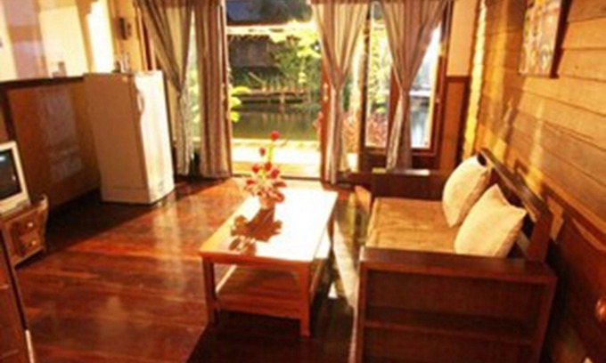 Amphawa House | Chotika Riverfront