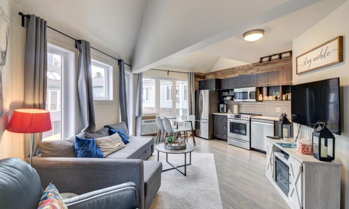 Mont-Tremblant Pedestrian Village House | Chouette Tremblant Ski Inout Pedestrian Village