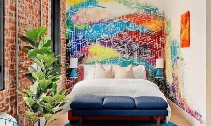 Golden Triangle Apartment | Chris Haven Art Suite 111