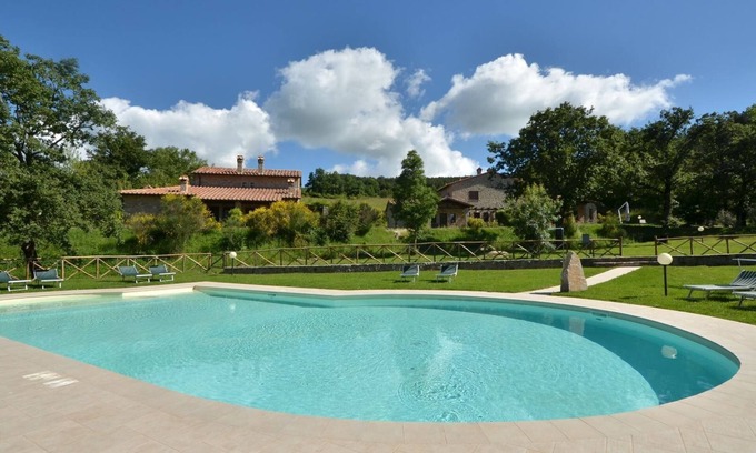 Roccalbegna Apartment | Ciliegia, Poderone, Roccalbegna, Grosseto and Maremma
