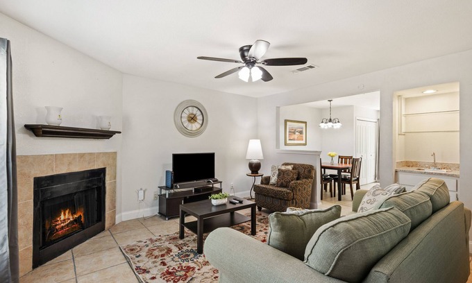 Sonesta West House | Circle Town hm near the golf course