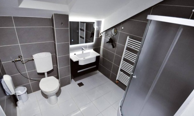Sarajevo Apartment | Citadela Suites : One-Bedroom Apartment