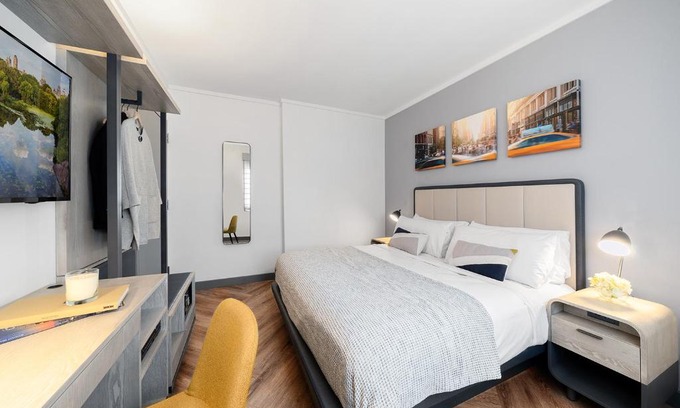 Central New York City Hotel | Citadines Connect Fifth Avenue New York