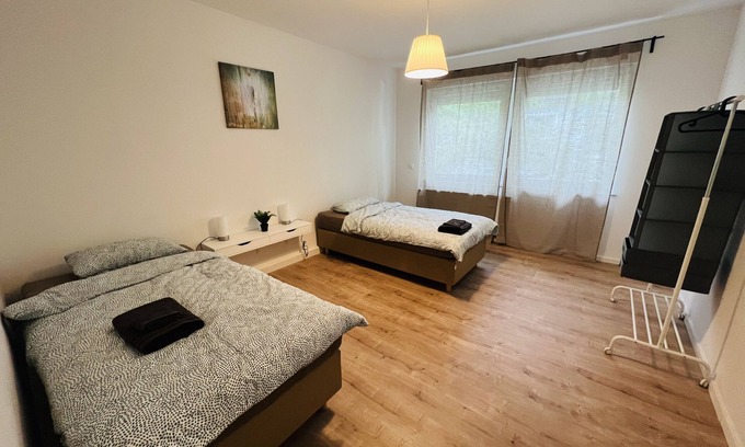 Kernstadt Apartment | City Apartment Bedrooms Fast Wi-fi Kitchen