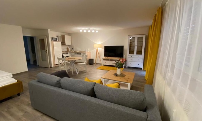 Zwickau Apartment | City-Appartement 12.4.